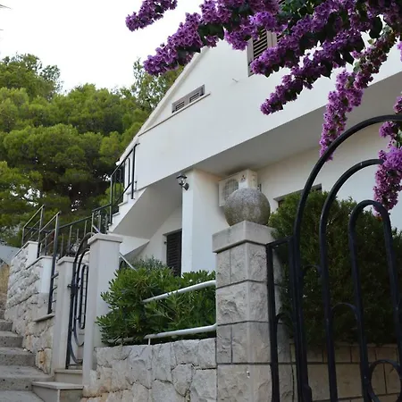 Galicija Apartment Milna (Brac)